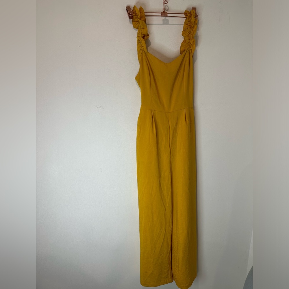 Essue Mustard Yellow Jumpsuit with Streamlined Silhouette